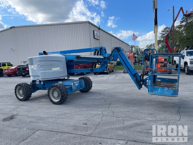 ELEVADOR ARTICULADO 2014 GENIE 4WD Z4525J