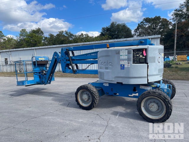 ELEVADOR ARTICULADO 2014 GENIE 4WD Z4525J