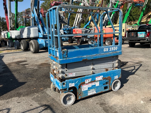 2015 Genie GS-1930 Electric Scissor Lift