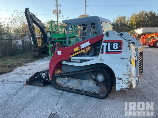 MINI CARGADOR SOBRE ORUGAS 2019 TAKEUCHI TL8