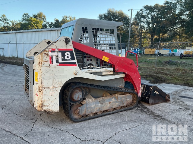 MINI CARGADOR SOBRE ORUGAS 2019 TAKEUCHI TL8