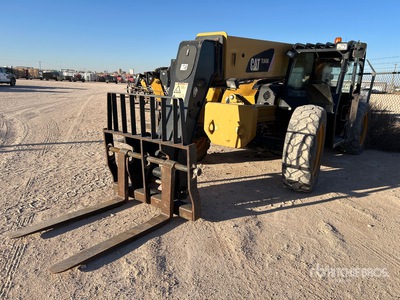 2015 Cat TL943C Telehandler