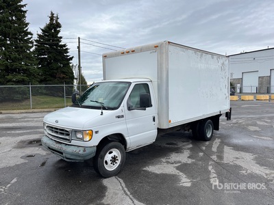 2000 Ford E450 4x2 Van Truck