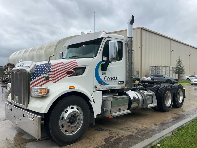 2022 Peterbilt 567 6x4 T/A Day Cab Truck Tractor