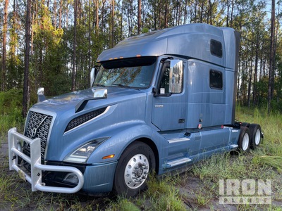 2019 Volvo VNL860 6x4 T/A Sleeper Truck Tractor