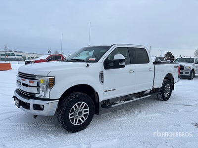 2018 Ford F-350 Lariat 4x4 Crew Cab Pickup