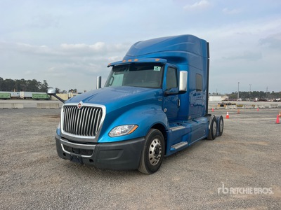 2020 International LT625 6x2 T/A Sleeper Truck Tractor