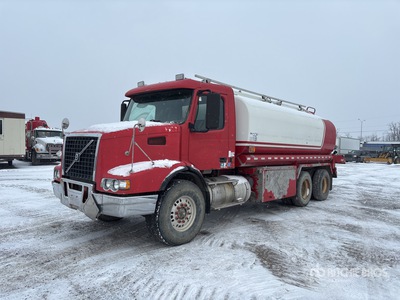 2004 Volvo VHD 18200 L 6x4 Kraftstoff-Tankwagen