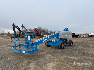 2016 Genie S40 4WD Diesel Telescopic Boom Lift