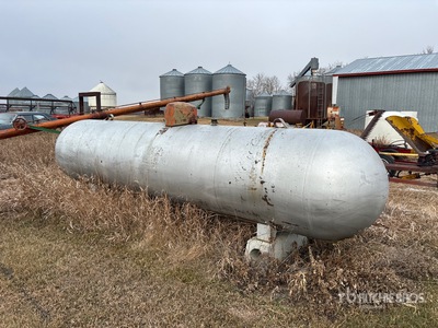 1968 James United Steel HH1400 1000 gal Steel Propane Tank