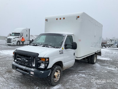 2017 Ford E-450 4x2 Camion fourgon