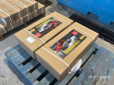 Quantity of (2) 3.5T Dual Pump Floor Jack Set その他 - 店舗 & 倉庫 (Unused)