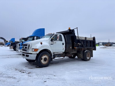 2008 Ford F-750 XLT 4x2 S/A Dump Truck