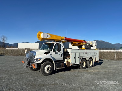 Altec AM55E 55 ft on 2008 International 7400 6x4 Cable Placer Bucket Truck