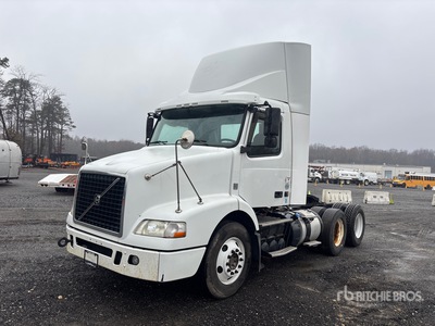 2014 Volvo VNM 6x4 3-Achs Sattelzugmaschine