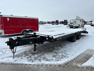 1992 Dynaweld 25 ft T/A Przyczepa do sprzętu