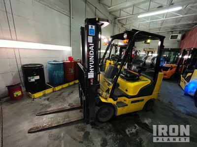 2016 Hyundai 25LC-7A 4740 lb Cushion Tire Forklift