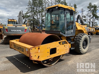 2020 Shantui SR10P Smooth Drum Compactor