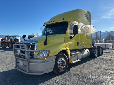 2016 Freightliner Cascadia 125 6x4 T/A Sleeper Truck Tractor (Inoperable)