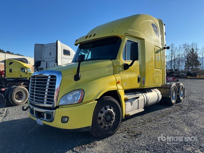 2016 Freightliner Cascadia 125 6x4 T/A Sleeper Truck Tractor (Inoperable)
