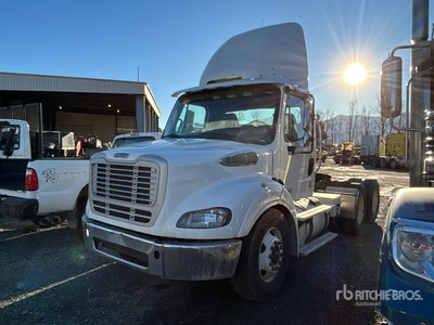 2016 Freightliner M2 112 6x4 3-Achs Sattelzugmaschine (Inoperable)