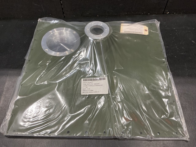 Oshkosh 1466430W Hydraulic Reservoir Cover