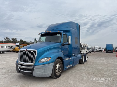 2019 International LT625 6x2 T/A Sleeper Truck Tractor