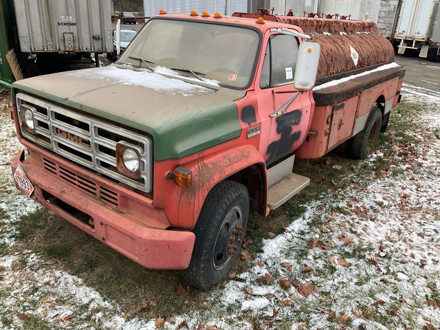 1973 GMC 6000 4x2 Fuel Truck (Inoperable)