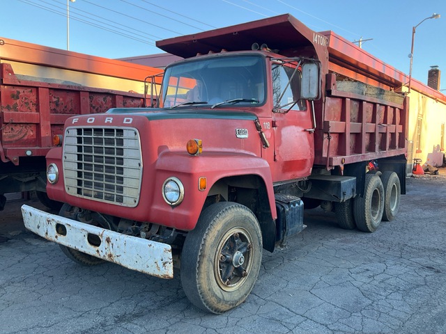 1973 Ford LT8000 6x4 T/A Dump Truck