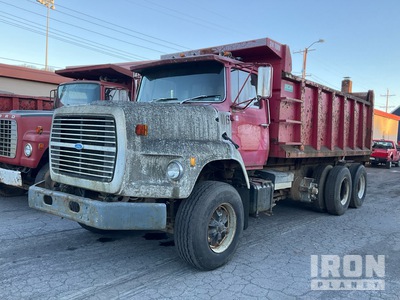 1976 Ford LT9000 6x4 Camion à benne basculante Tri/E