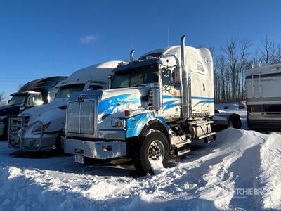2015 Western Star 4900 6x4 T/A Sleeper Truck Tractor