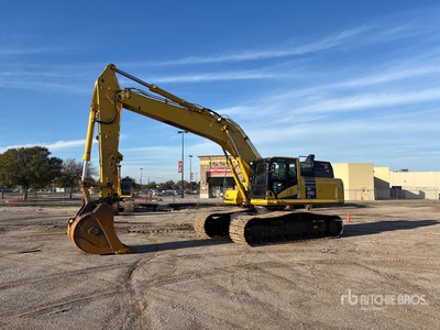 2019 Komatsu PC490LC-11 Tracked Excavator