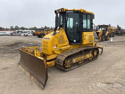 2021 Komatsu D37EX-24 جرافة مجنزرة