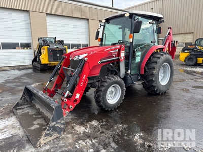 2015 Massey Ferguson 1749 4WD Tracteur agricole utilitaire