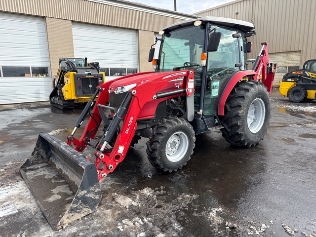 2015 Massey Ferguson 1749 4WD Utility Tractor