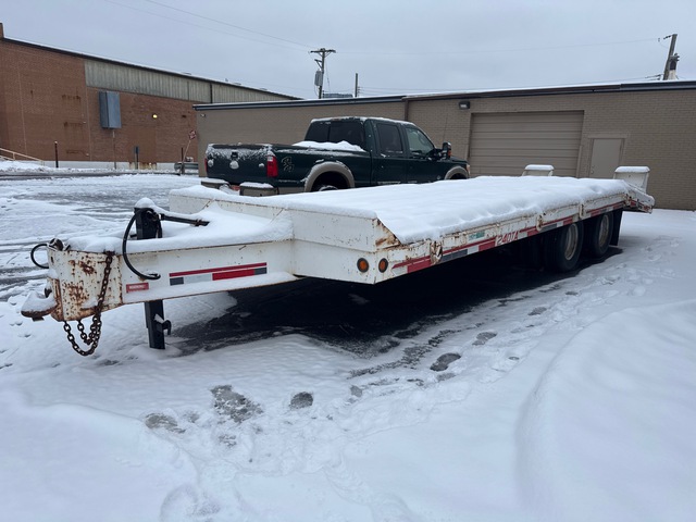 2012 Interstate 24DTA 24 ft T/A Equipment Trailer