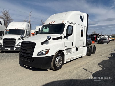 2024 Freightliner Cascadia 126 6x4 تراكتور شاحنة كابينة النوم (ثنائية المحور)
