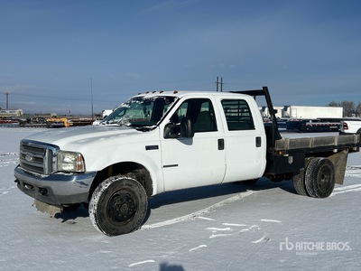 2002 Ford F-550 XL Camion à Plateau (Inoperable)