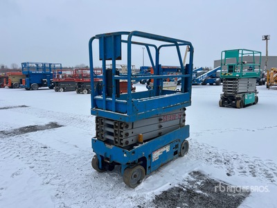 2015 Genie GS-1930 Electric シザーリフト