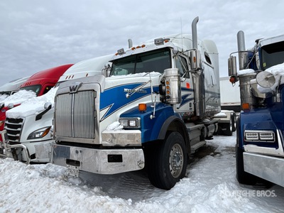 2015 Western Star 4900 6x4 T/A Sleeper Truck Tractor