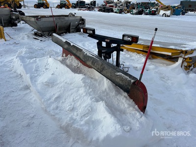 Western 9 ft Truck Mounted Straight Schneepflug