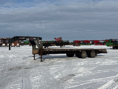 2016 Oasis 25 ft T/A Gooseneck Equipment Trailer