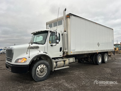 2007 Freightliner M2 112 6x4 Camion fourgon