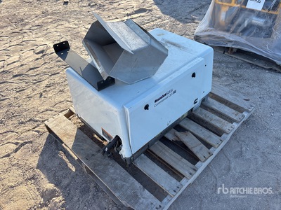 Onan 7HGJAD-6760J 7 kW Portable Gen Set