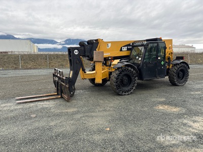 2014 Cat TL1255C を見 Telehandler