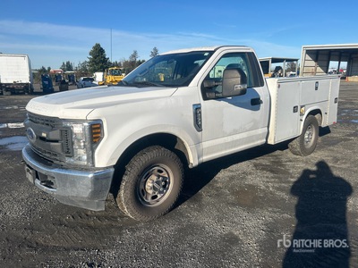 2018 Ford F-250 XL 4x2 Utiliteits vrachtwagen