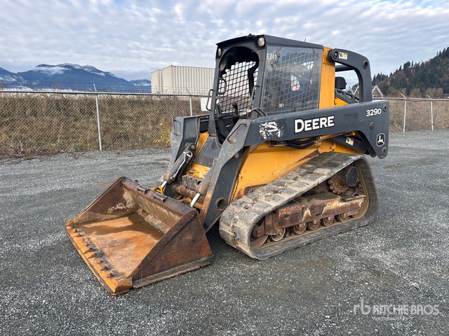 2013 John Deere 329D Compact Track Loader | Ritchie Bros. Auctioneers
