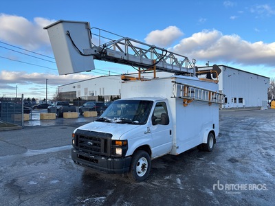 2011 Ford E-450 バケツトラック
