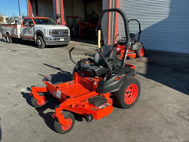 Kubota Z411KW Zero-Turn Lawn Mower