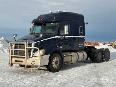 2014 Freightliner Cascadia 113 6x4 T/A Sleeper Truck Tractor
